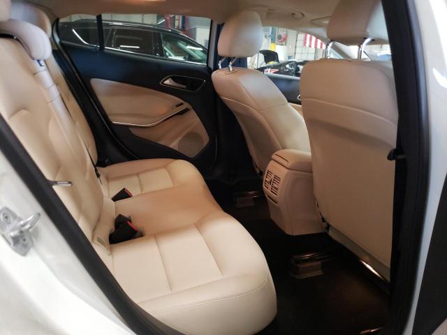 2018 MERCEDES-BENZ GLA 250 4M - WDCTG4GB9JJ371428