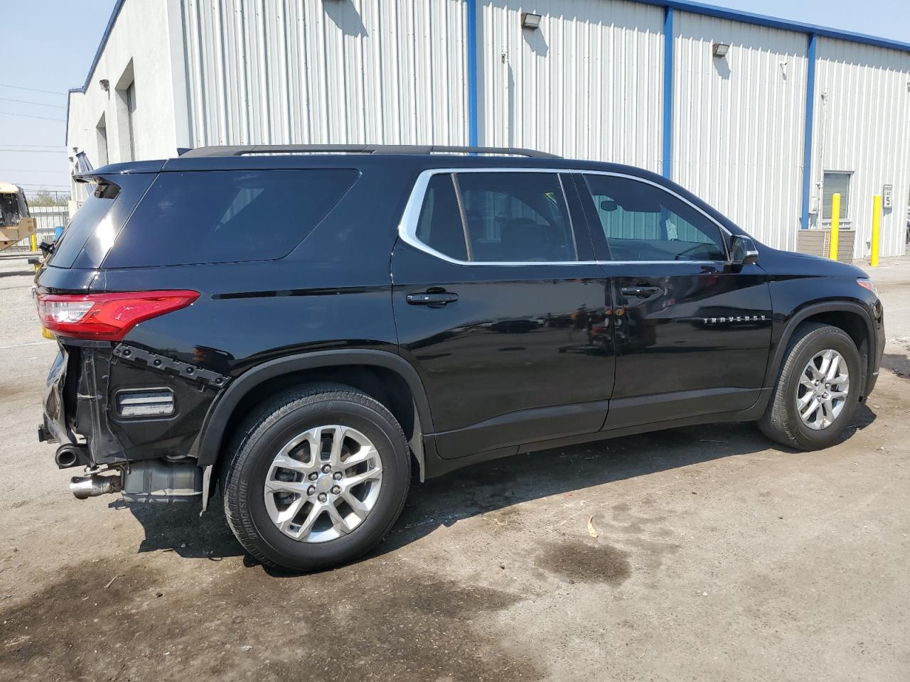 Lot #2957879776 2020 CHEVROLET TRAVERSE L