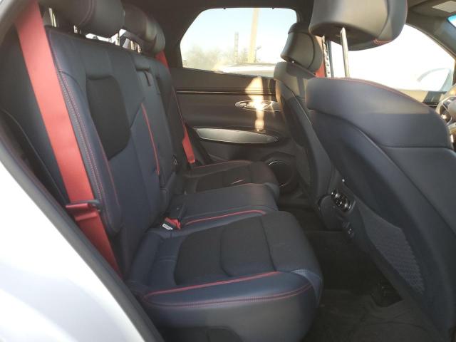 2023 GENESIS GV70 BASE - KMUMADTB6PU140833