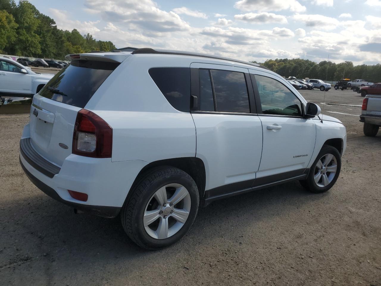 Lot #2888572246 2016 JEEP COMPASS LA