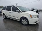 CHRYSLER TOWN & COU photo