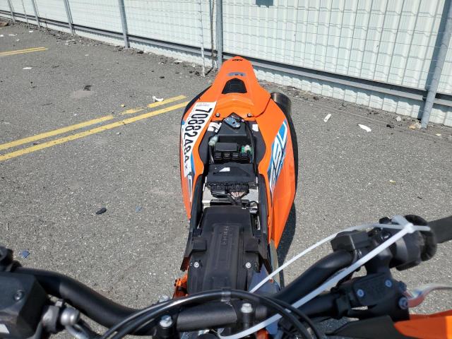 2024 KTM 690 SMC R VBKLSV404RM762167