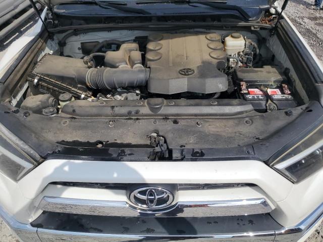 VIN JTEZU5JR3F5093156 2015 Toyota 4runner, SR5 no.12