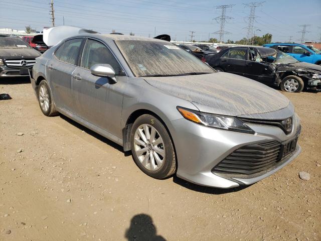 VIN 4T1B11HK9JU622751 2018 Toyota Camry, L no.4