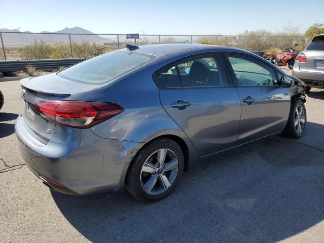 VIN 3KPFL4A78JE275936 2018 KIA Forte, LX no.3