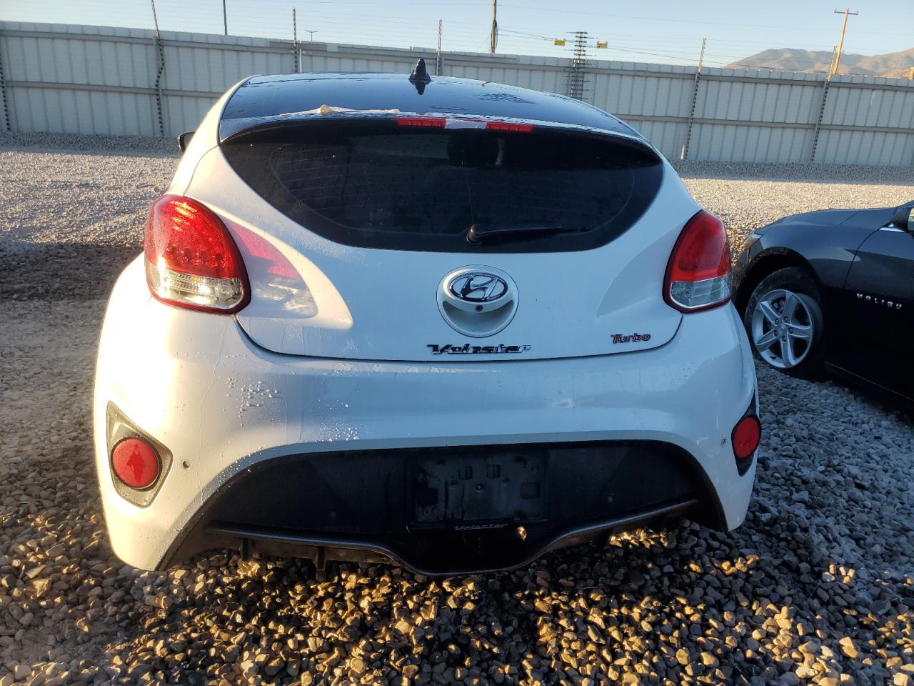 Lot #2941026755 2013 HYUNDAI VELOSTER T