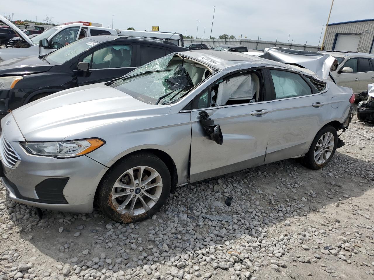 Lot #2806841096 2020 FORD FUSION SE