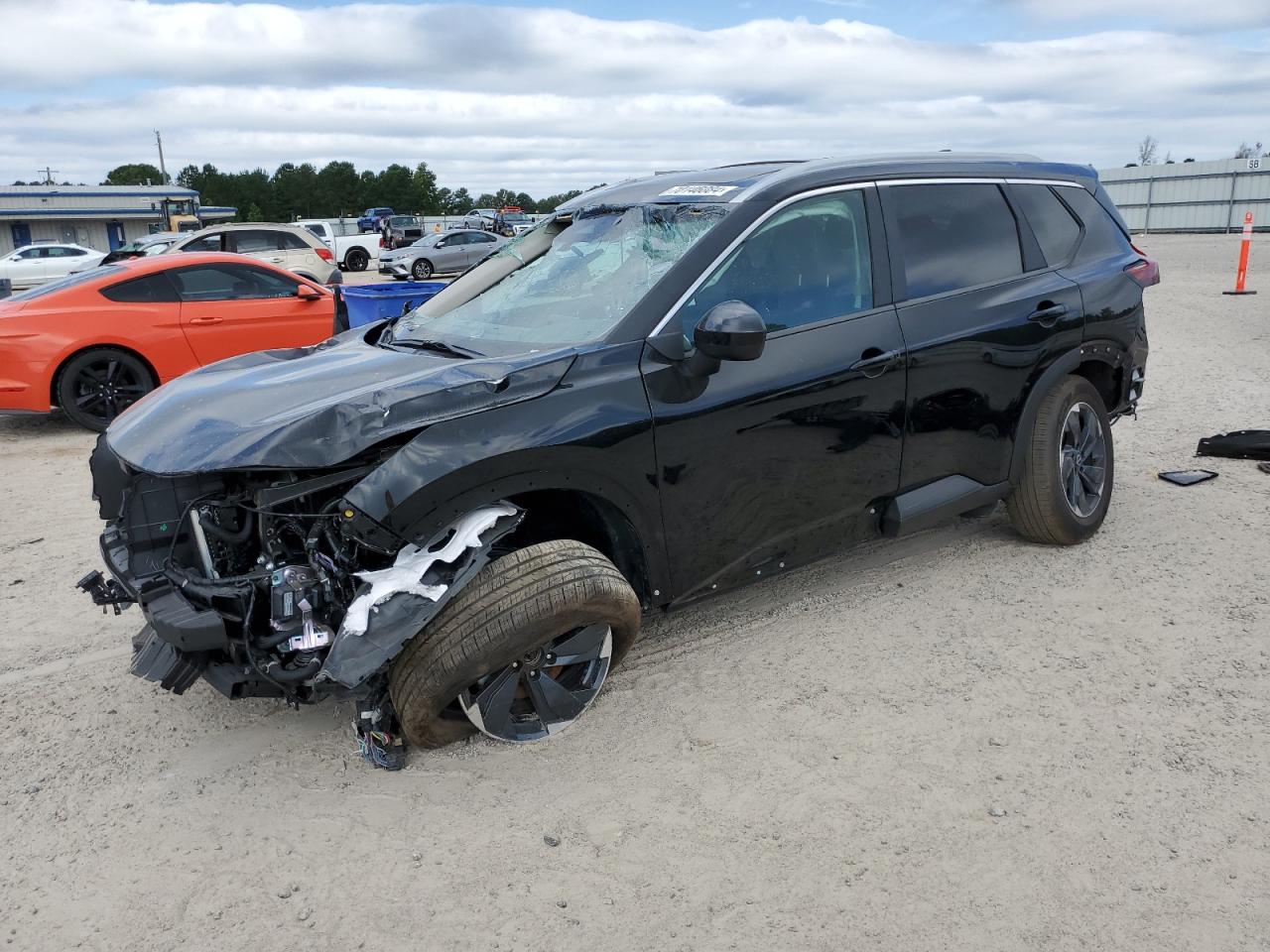 Lot #2840585413 2024 NISSAN ROGUE SV