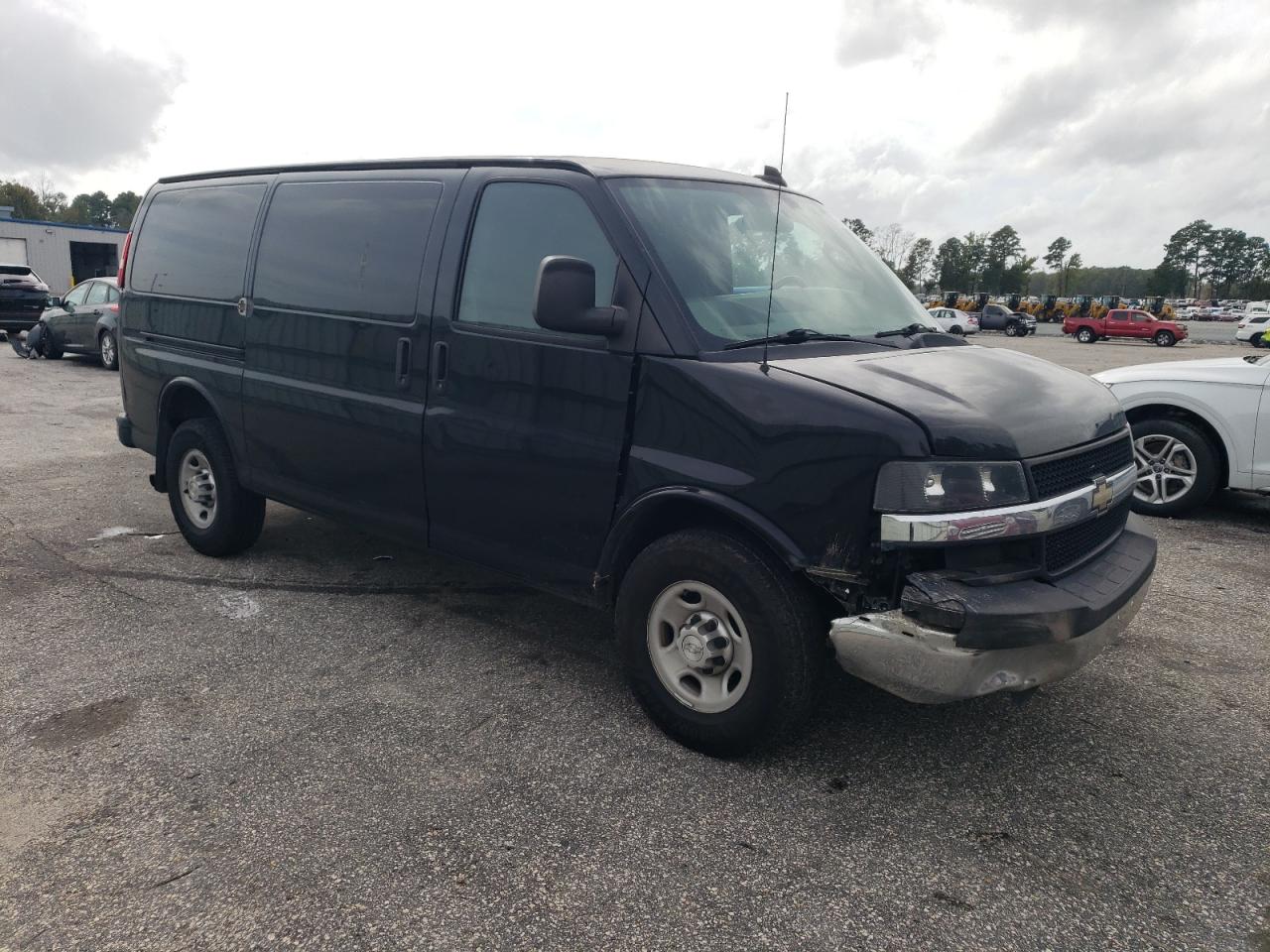 Lot #2928616795 2016 CHEVROLET EXPRESS G2