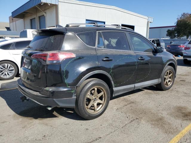 VIN 2T3BFREV8JW810344 2018 Toyota RAV4, LE no.3