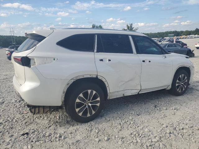 VIN 5TDGZRAH4LS016717 2020 Toyota Highlander, Xle no.3