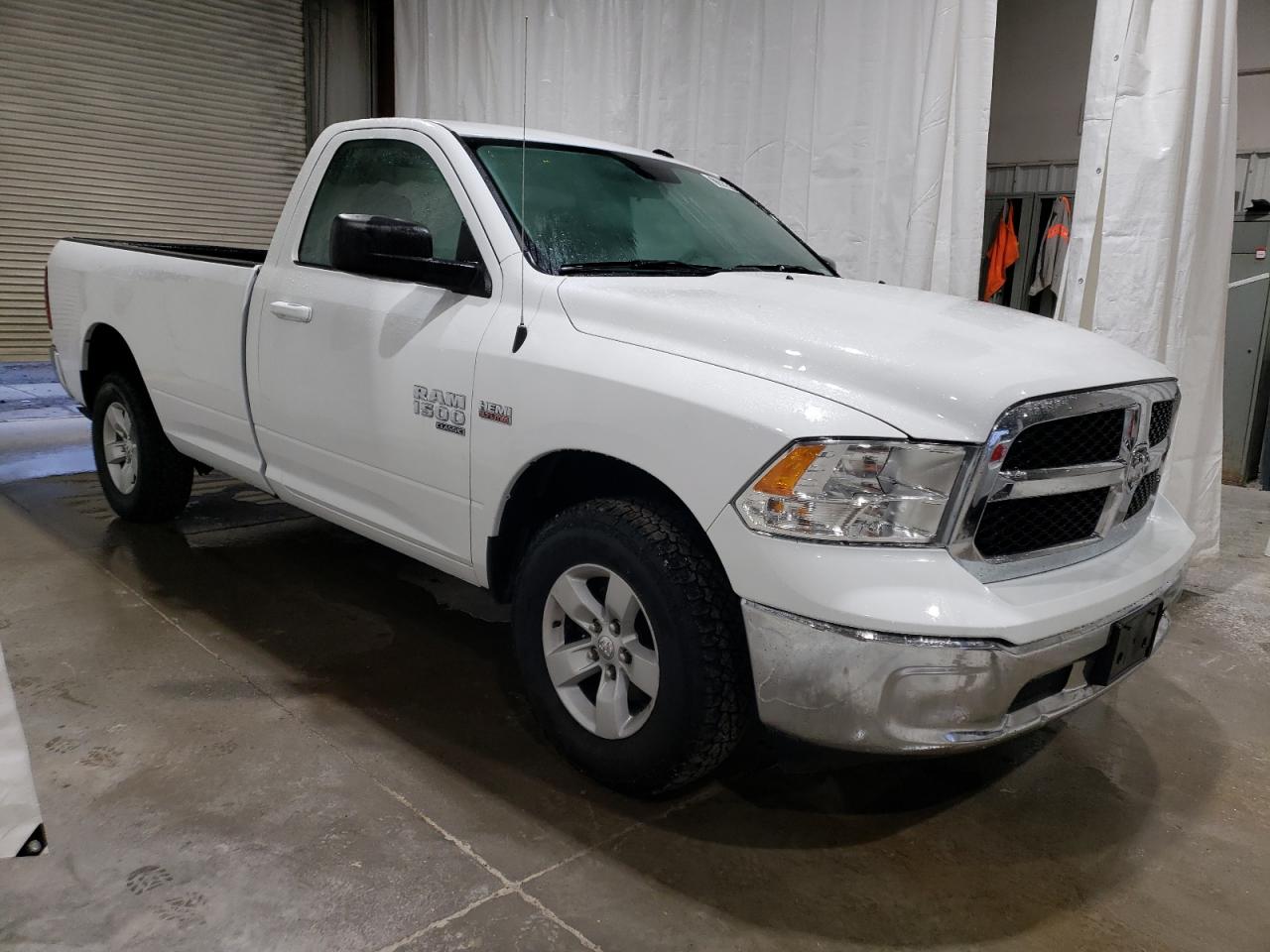 Lot #2986311178 2020 RAM 1500 CLASS