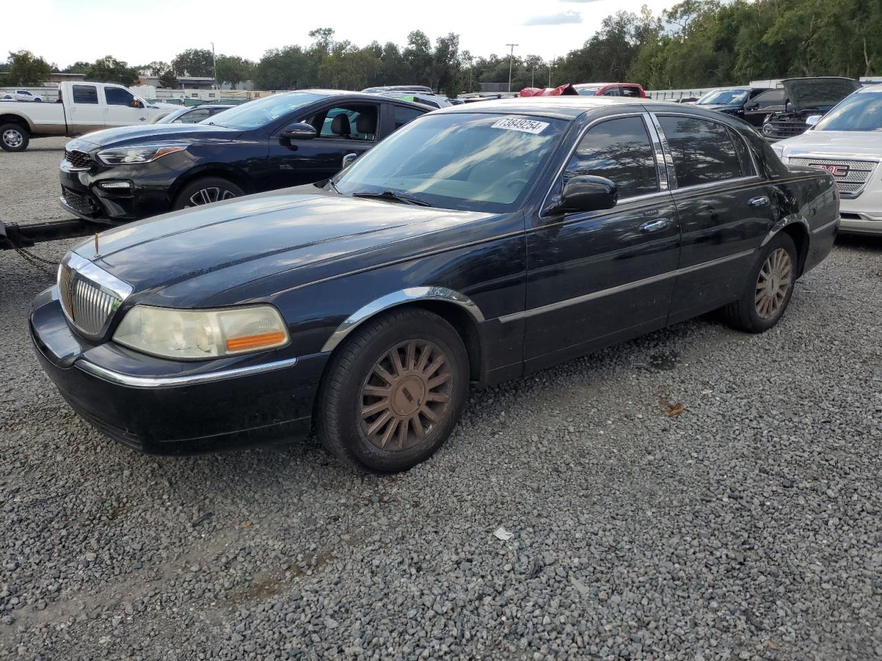 Lincoln Town Car 2004 