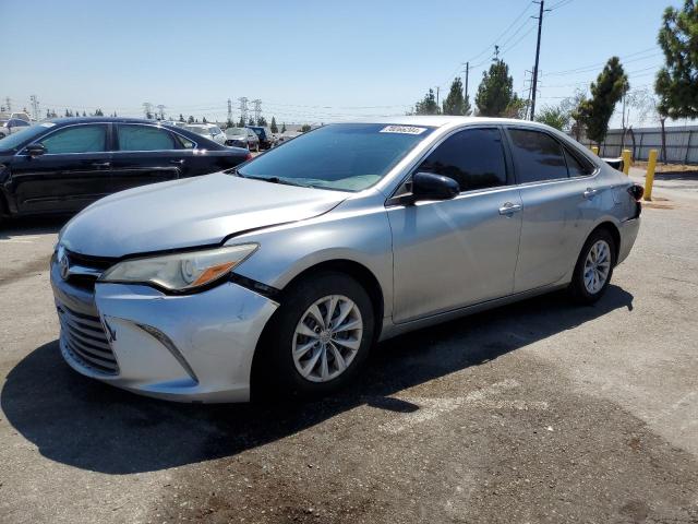 VIN 4T1BF1FKXFU952295 2015 Toyota Camry, LE no.1