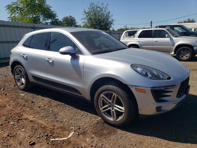 VIN WP1AB2A54FLB51188 2015 Porsche Macan, S no.4