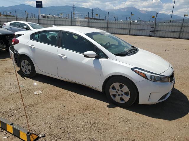 VIN 3KPFL4A7XJE164241 2018 KIA Forte, LX no.4