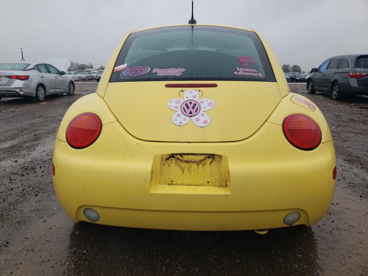 Lot #2926247508 2005 VOLKSWAGEN NEW BEETLE