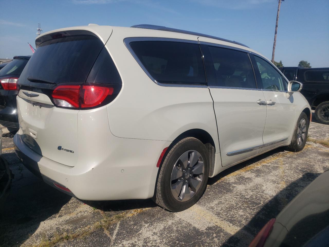 2017 Chrysler PACIFICA, EHYBRID PLATINUM