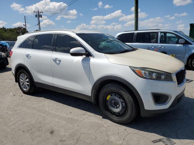 VIN 5XYPG4A38HG264020 2017 KIA Sorento, LX no.4