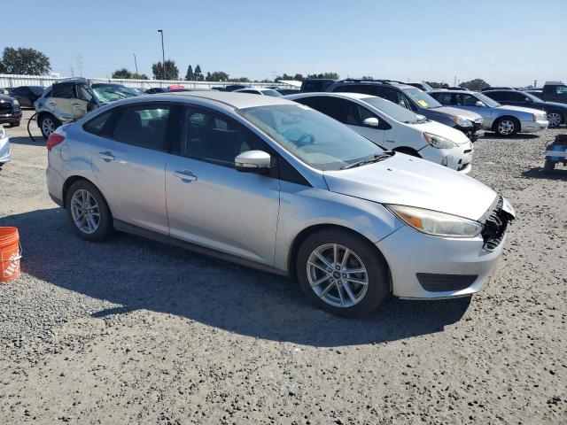 VIN 1FADP3F23GL264075 2016 Ford Focus, SE no.4