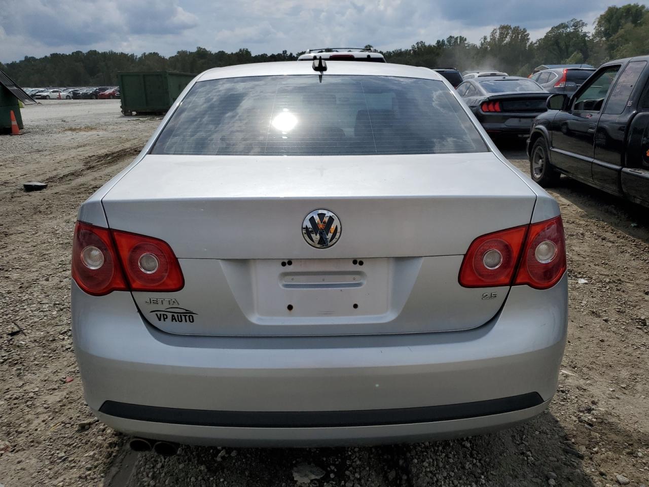 Lot #2857899010 2005 VOLKSWAGEN NEW JETTA