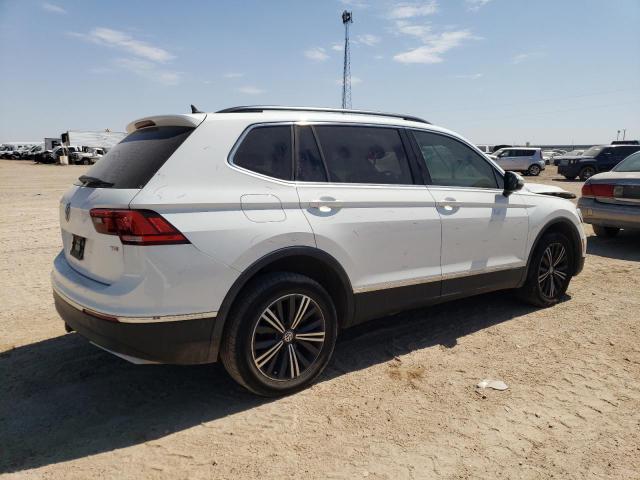 2018 VOLKSWAGEN TIGUAN SE - 3VV3B7AXXJM027458