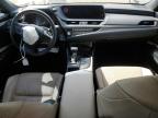 LEXUS ES 300H LU photo