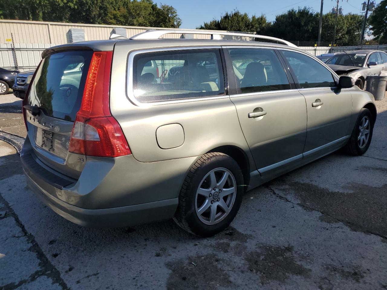 VOLVO V70 3.2 2008 beige  gas YV1BW982781044062 photo #4