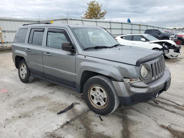 VIN 1C4NJPBA4DD100294 2013 Jeep Patriot, Sport no.4