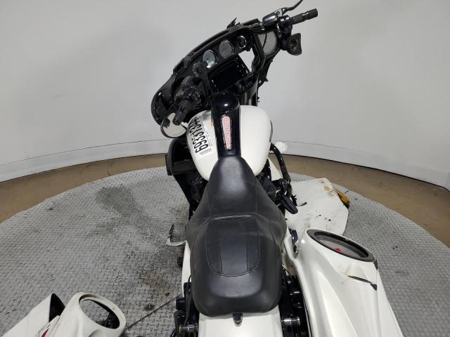 2018 HARLEY-DAVIDSON FLHXS STRE - 1HD1KRC19JB682176