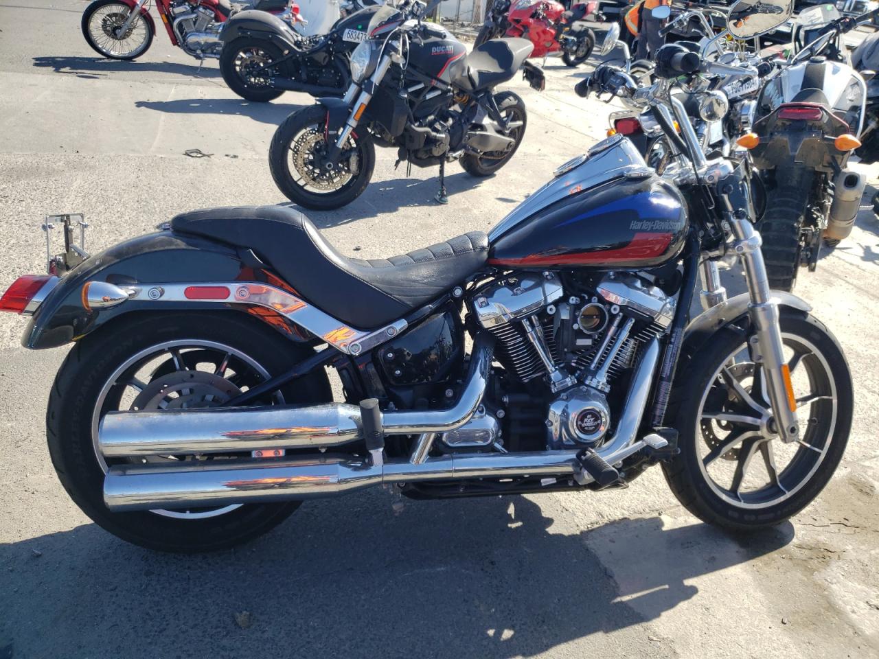 1HD1YNJ36JC080003 HARLEY-DAVIDSON FXLR LOW R 2018