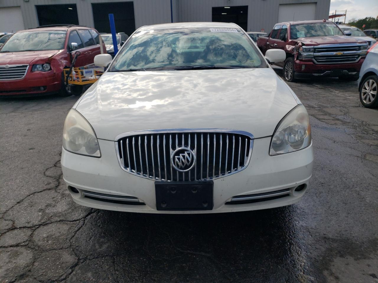 Lot #2926302375 2011 BUICK LUCERNE CX