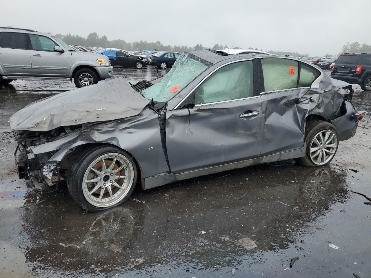 Infiniti Q50 2015 