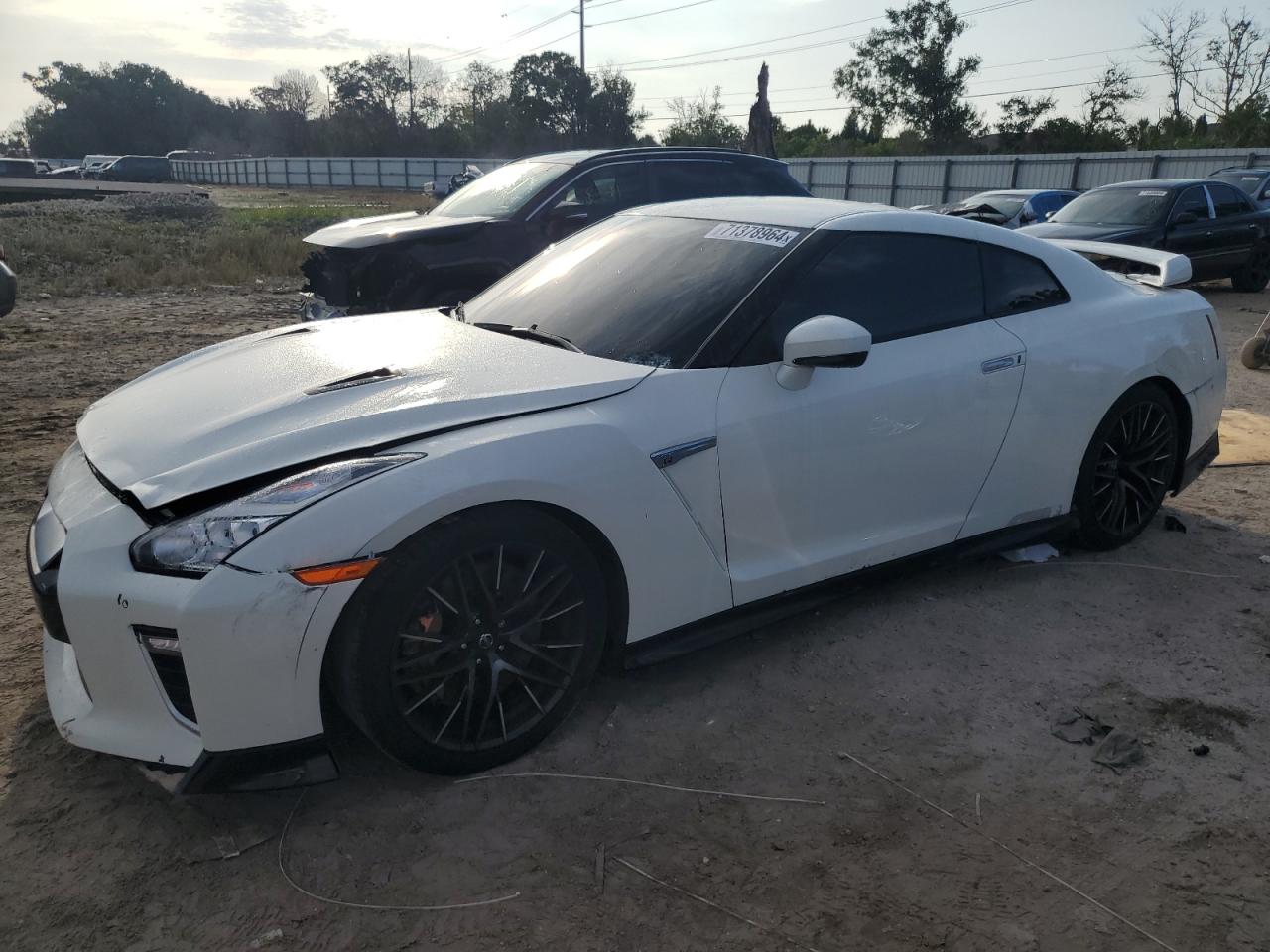 JN1AR5EF0LM100426 NISSAN GT-R PURE 2020