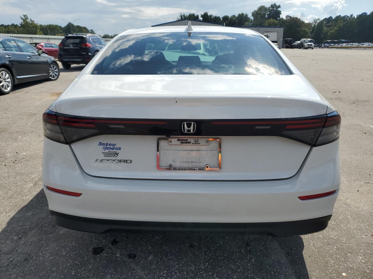 Lot #2960111033 2023 HONDA ACCORD EX