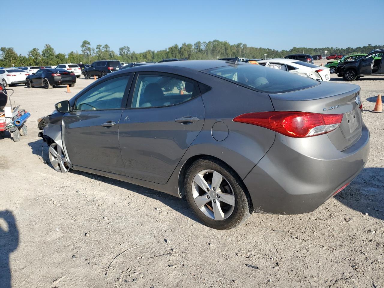 HYUNDAI ELANTRA GLS