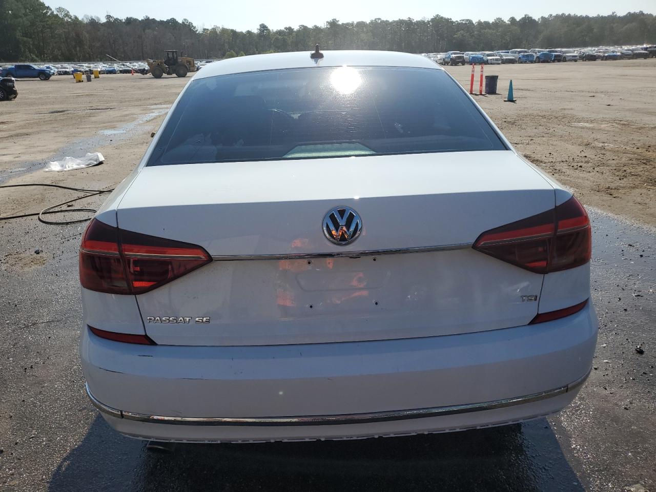 Lot #2988685280 2017 VOLKSWAGEN PASSAT SE