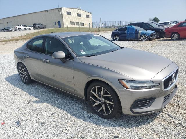 VIN 7JR102FK8KG006407 2019 Volvo S60, T5 Momentum no.4