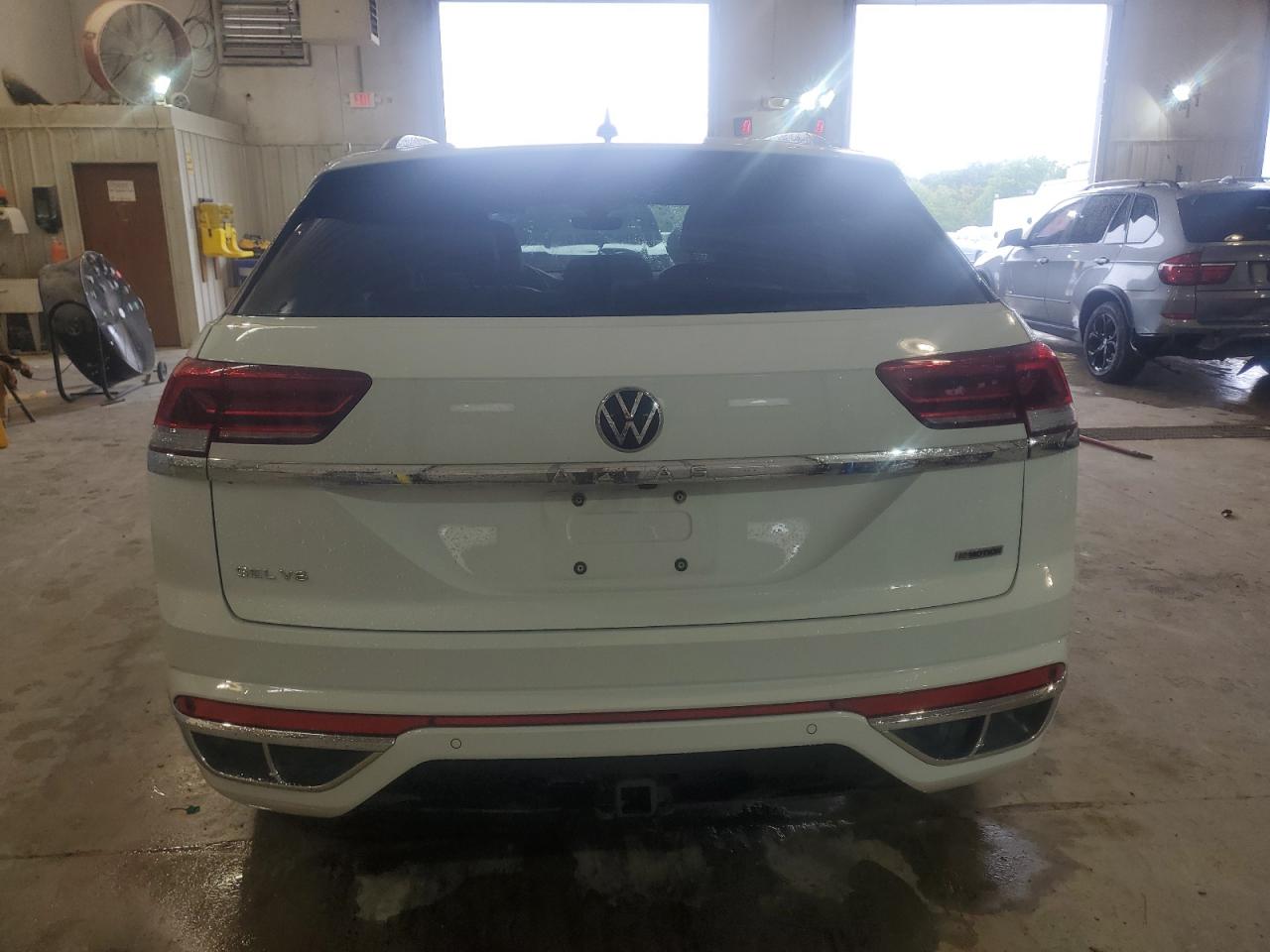 Lot #2905085066 2021 VOLKSWAGEN ATLAS CROS