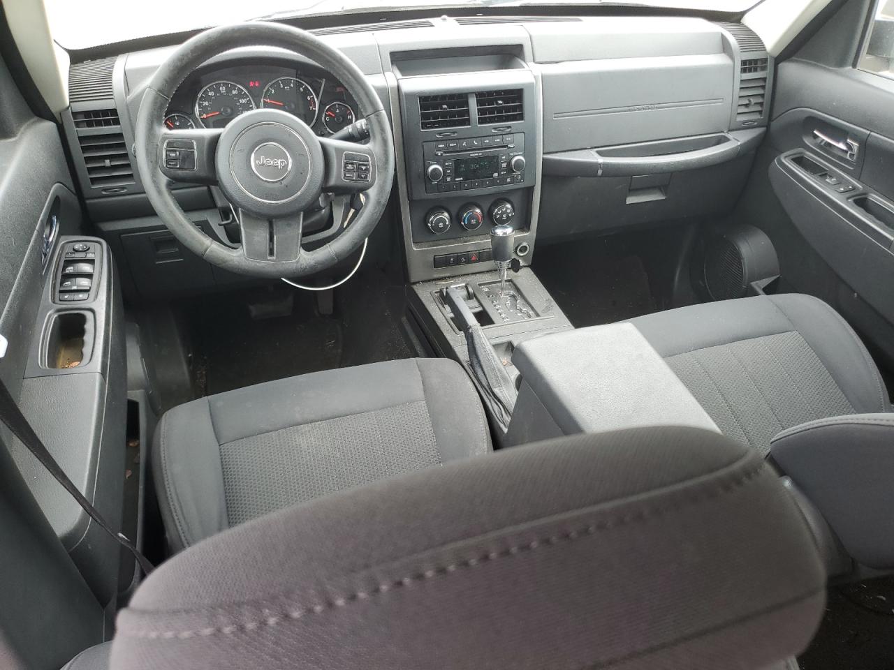 2011 Jeep LIBERTY, SPORT