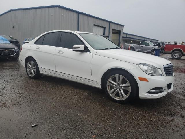 VIN WDDGF4HB8DG113966 2013 Mercedes-Benz C-Class, 250 no.4