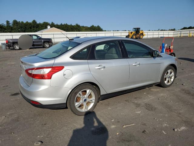 VIN 1FADP3F21EL366021 2014 Ford Focus, SE no.3