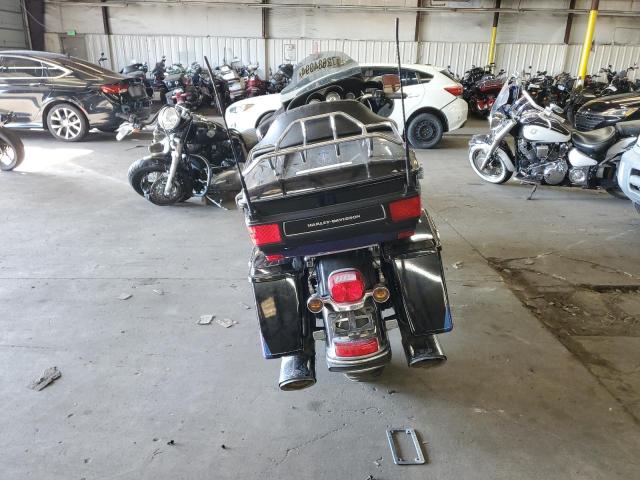 2010 HARLEY-DAVIDSON FLHTK - 1HD1KEM18AB639634