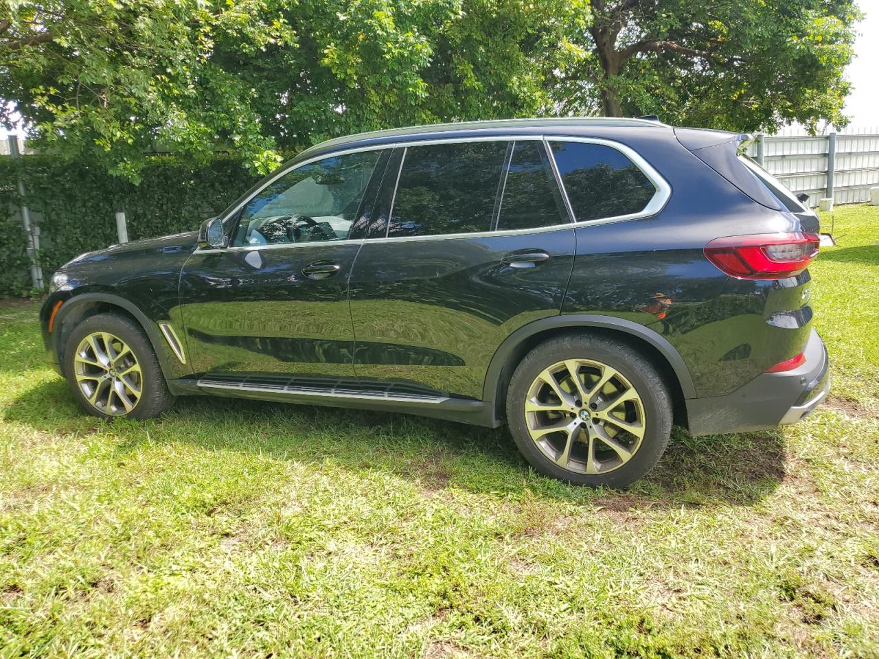 Lot #2857283870 2023 BMW X5 XDRIVE4