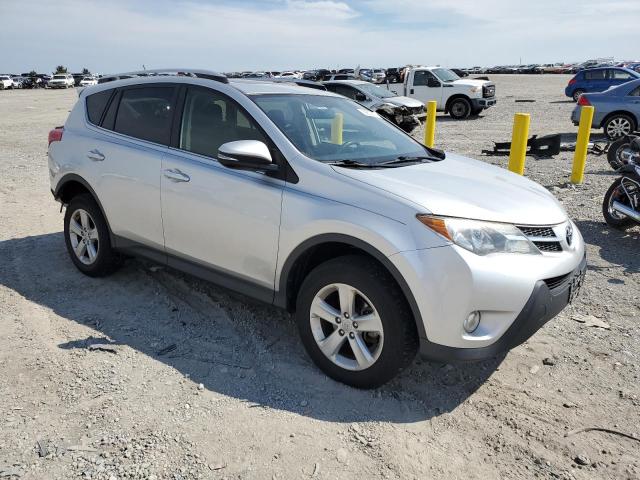 VIN JTMRFREV2ED074485 2014 Toyota RAV4, Xle no.4