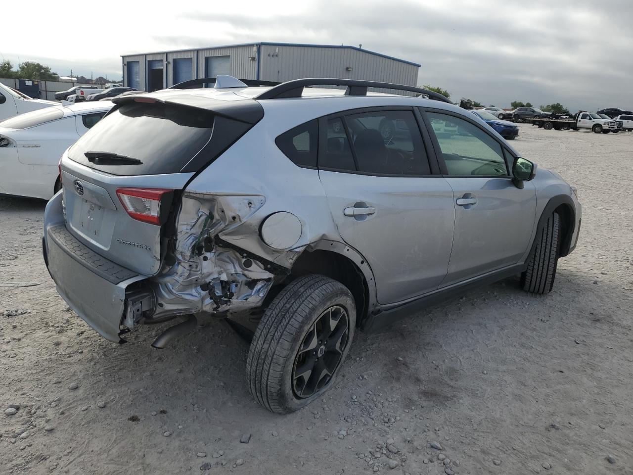 Lot #2905070141 2018 SUBARU CROSSTREK