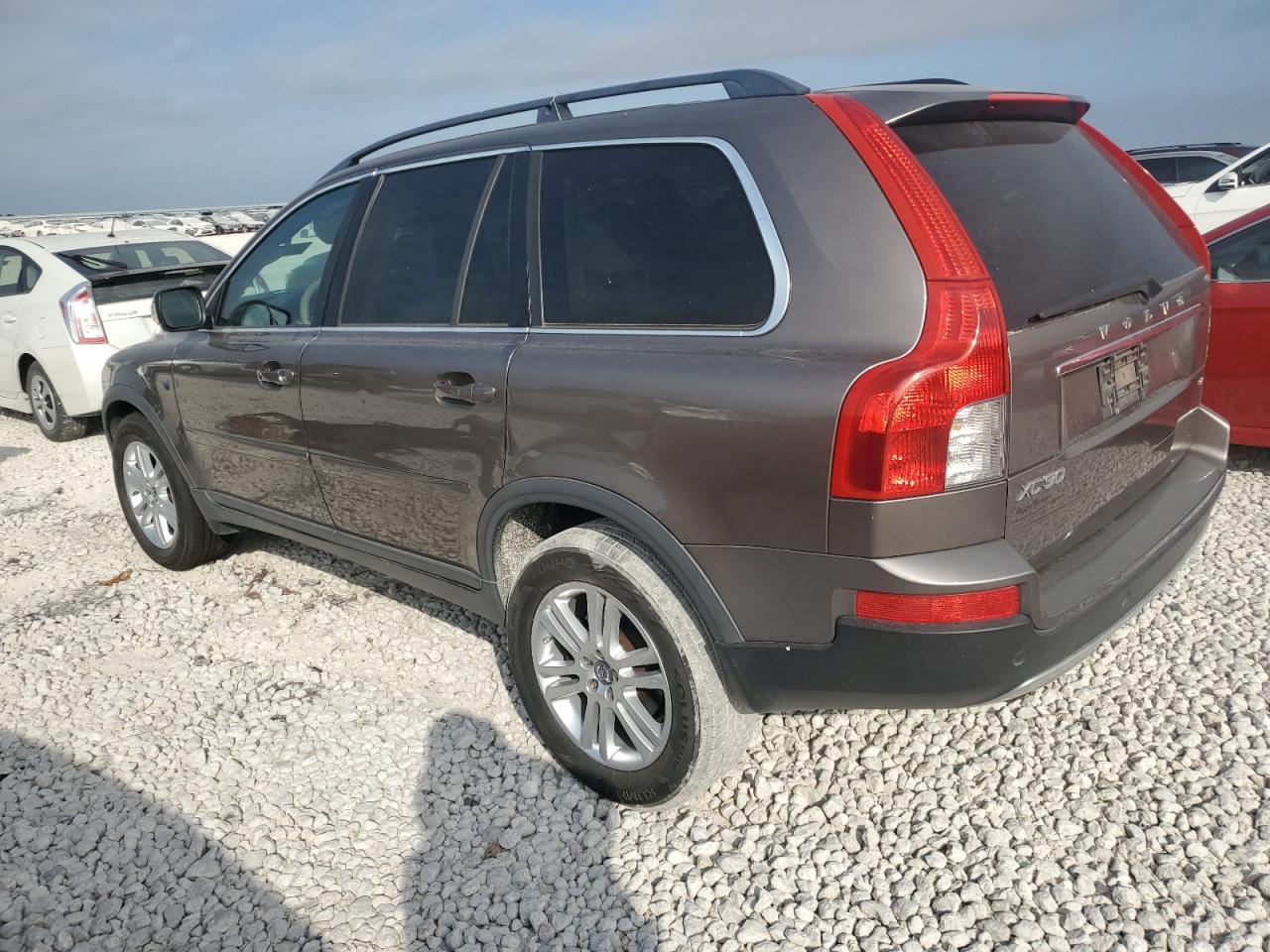 Lot #2931365925 2010 VOLVO XC90 3.2