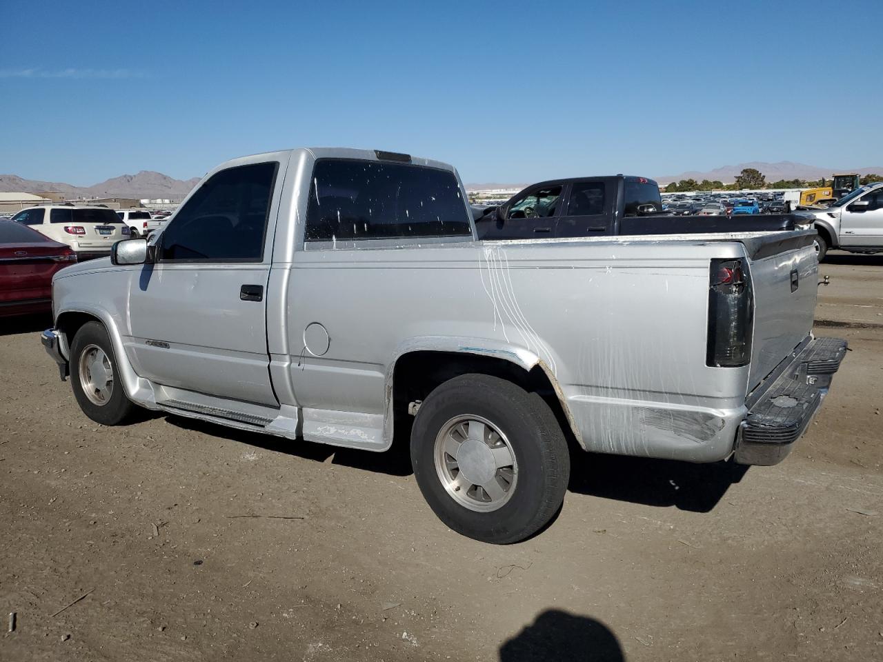 Lot #2870102770 1996 CHEVROLET GMT-400 C1