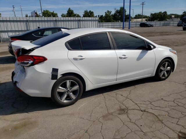 VIN 3KPFL4A79JE259308 2018 KIA Forte, LX no.3