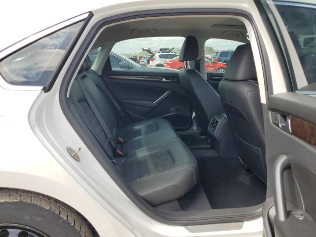 2015 VOLKSWAGEN PASSAT SEL - 1VWCV7A30FC104489